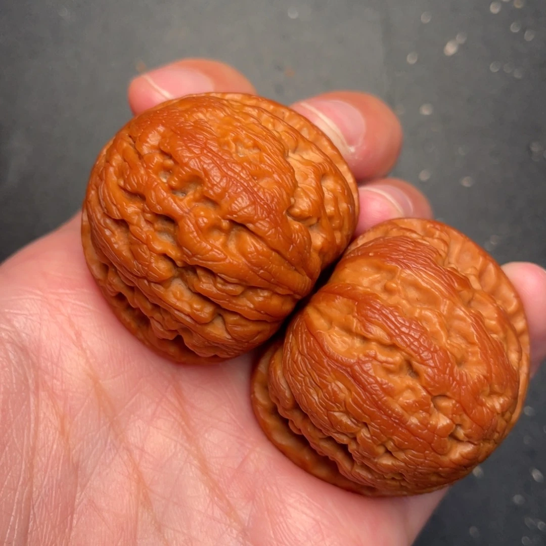 秦岭野生文玩核桃