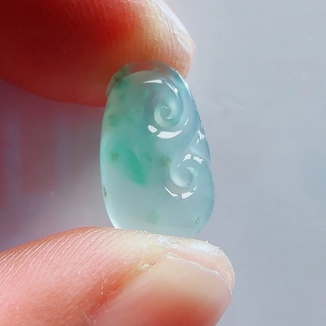 定制翡翠未镶嵌翡翠挂件