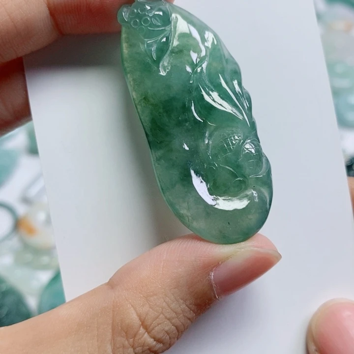 颈饰未镶嵌翡翠翡翠吊坠 金玉满堂