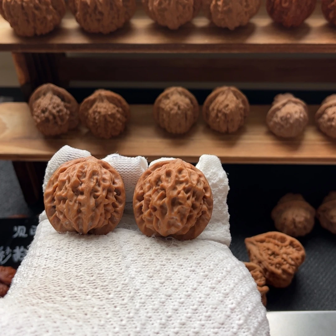 吊坠文玩核桃34全品野生烈焰珠