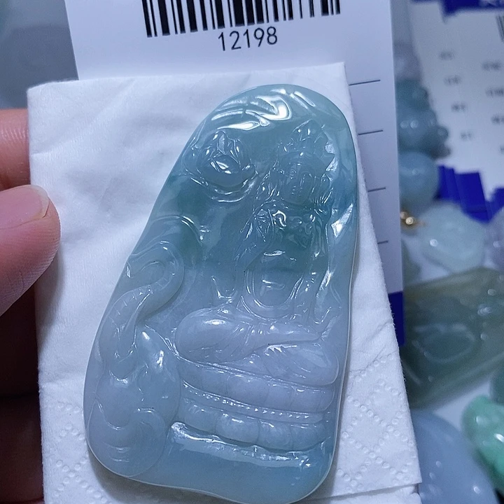 翡翠未镶嵌颈饰天光墟翡翠市场现金代购