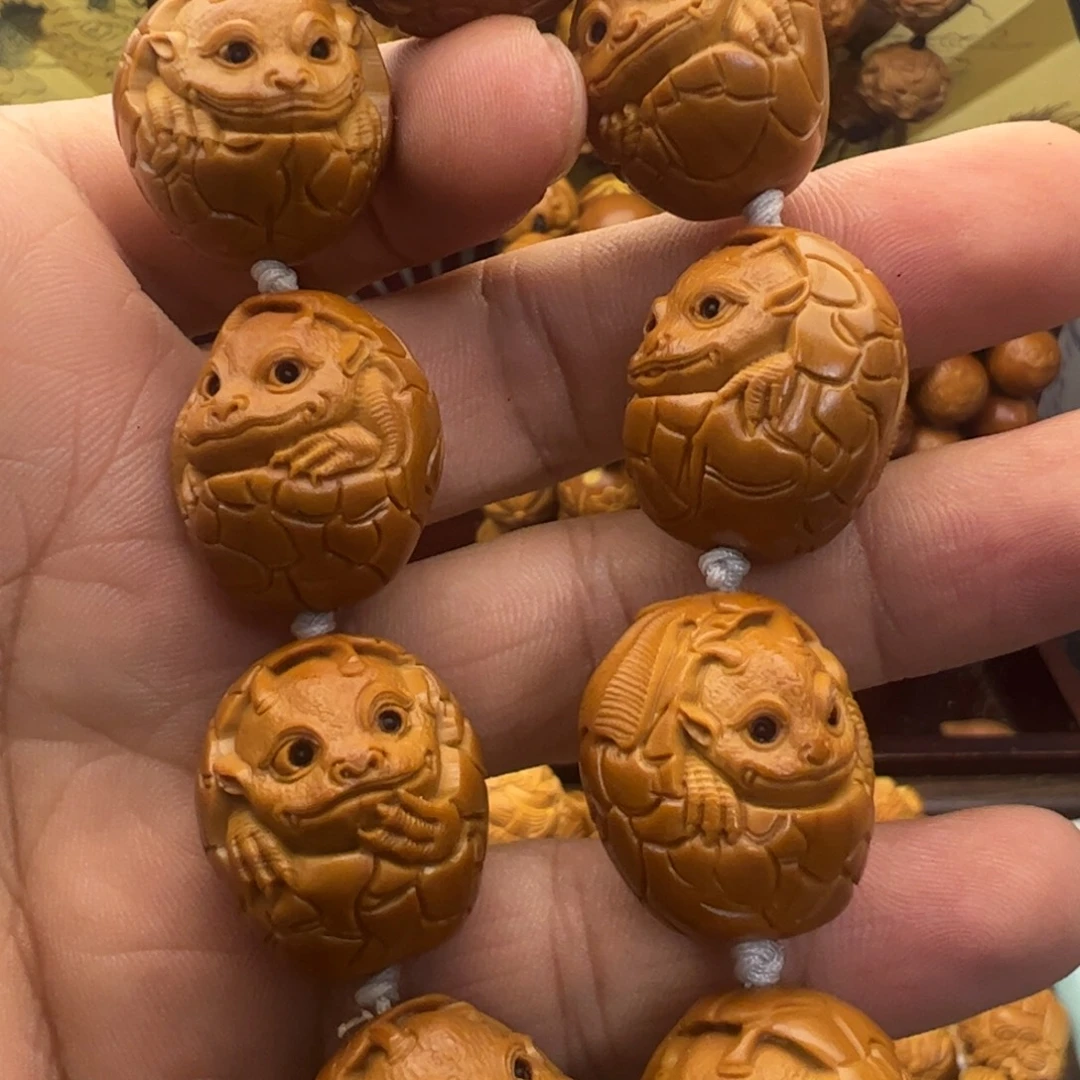 橄榄核吊坠2.1铁盒石破惊天