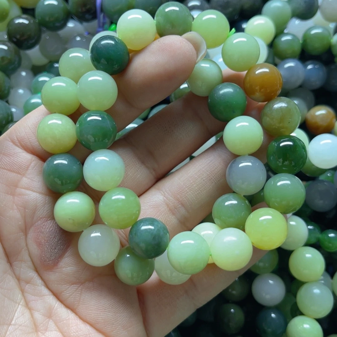 和田玉手链未镶嵌多样性