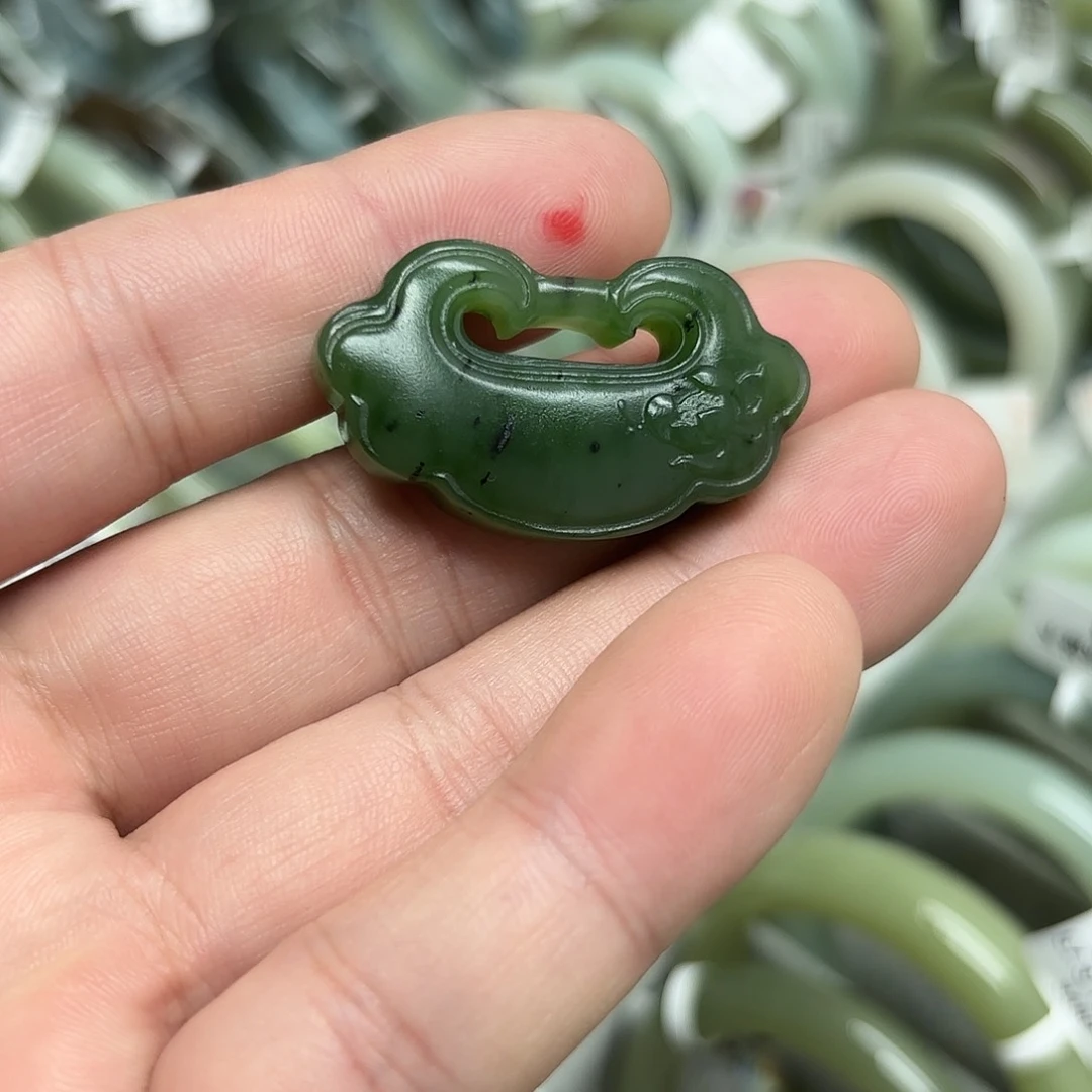 未镶嵌手镯和田玉（糖玉）