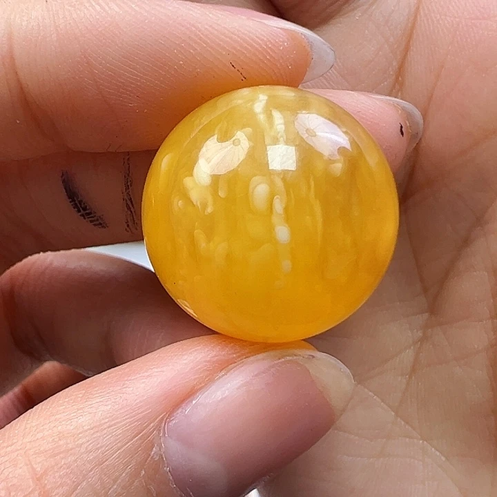 蜜蜡未镶嵌珠宝奇石