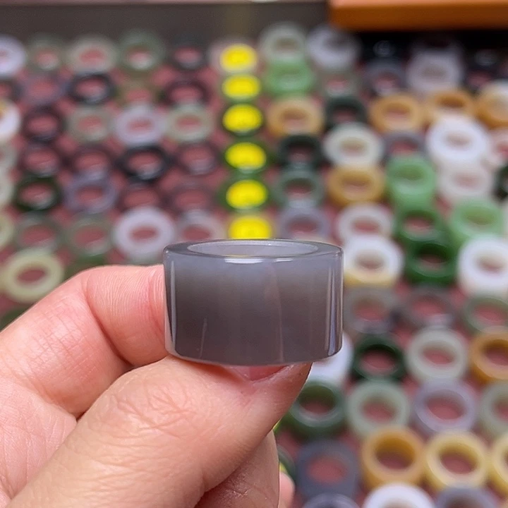 和田玉戒指未镶嵌16.2 香槟紫 无鉴赏