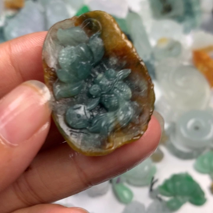 定制翡翠未镶嵌翡翠