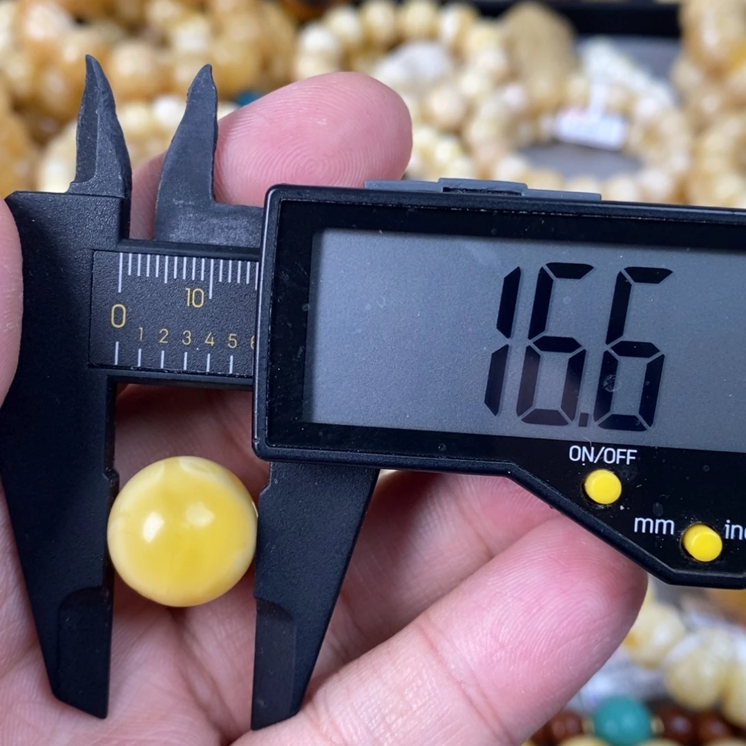 蜜蜡未镶嵌珠宝奇石2.5g