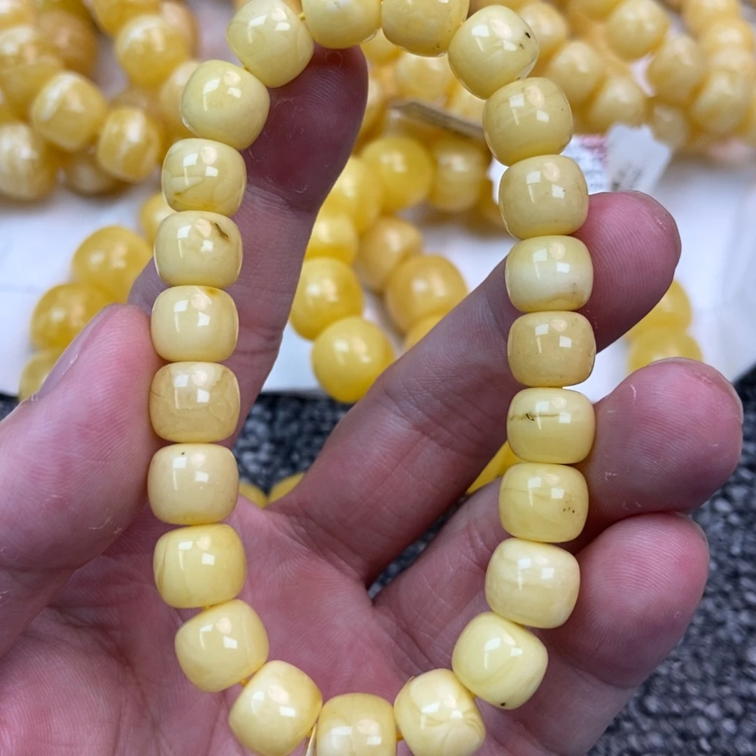 琥珀未镶嵌珠宝奇石6