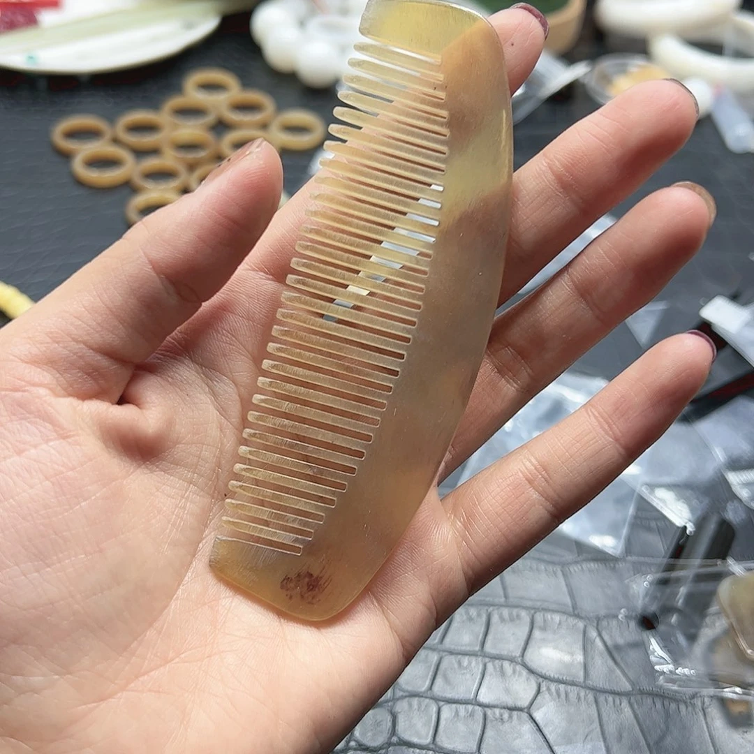 烟晶手链22K金镶嵌羚羊角梳子