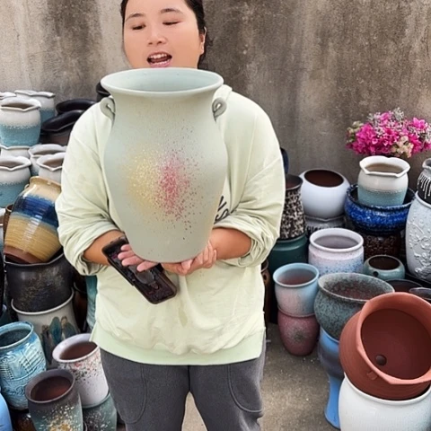 口20高32一个盆子。