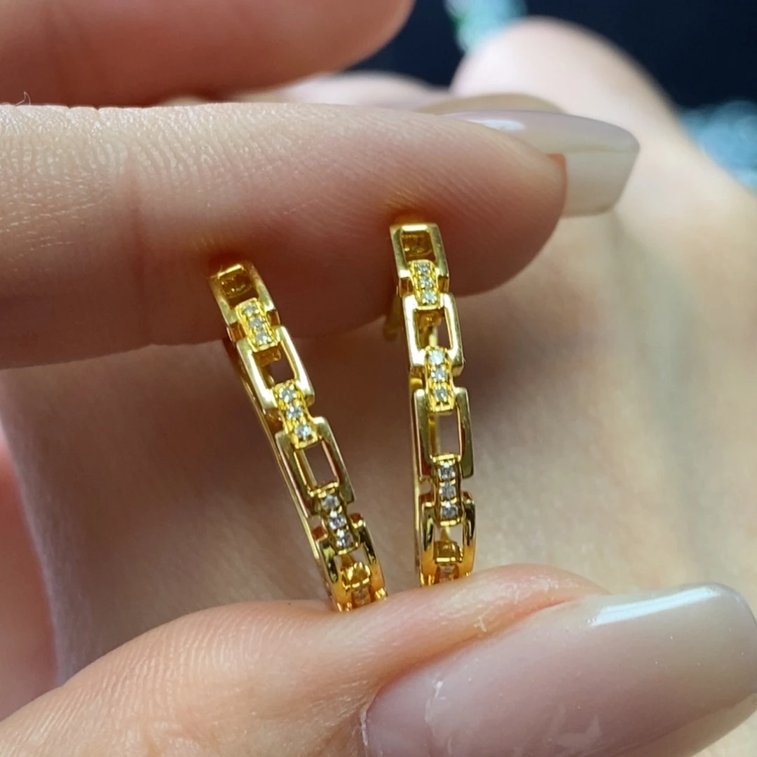 耳饰18K金镶嵌钻石链条耳包 k黄