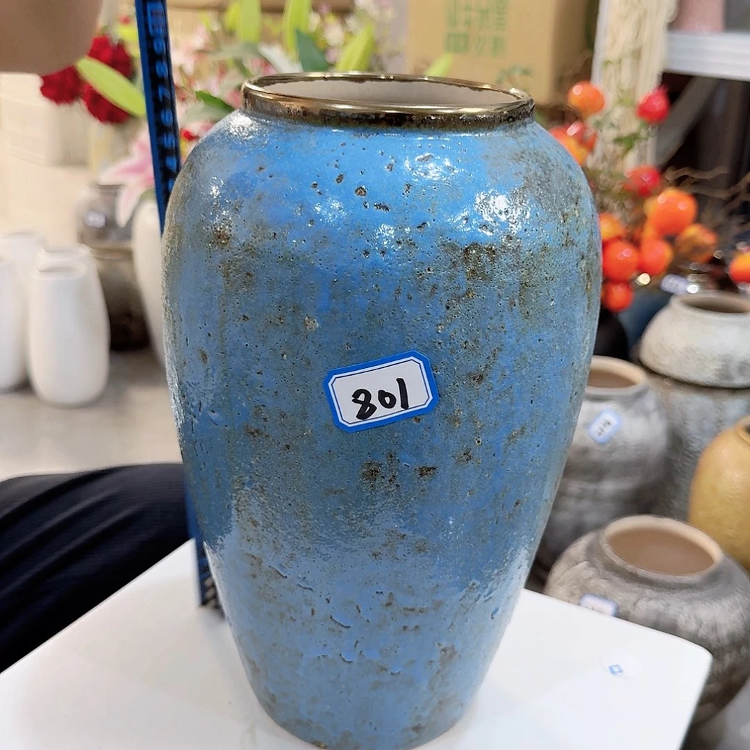 801号陶瓷高29厘米瑕疵一个