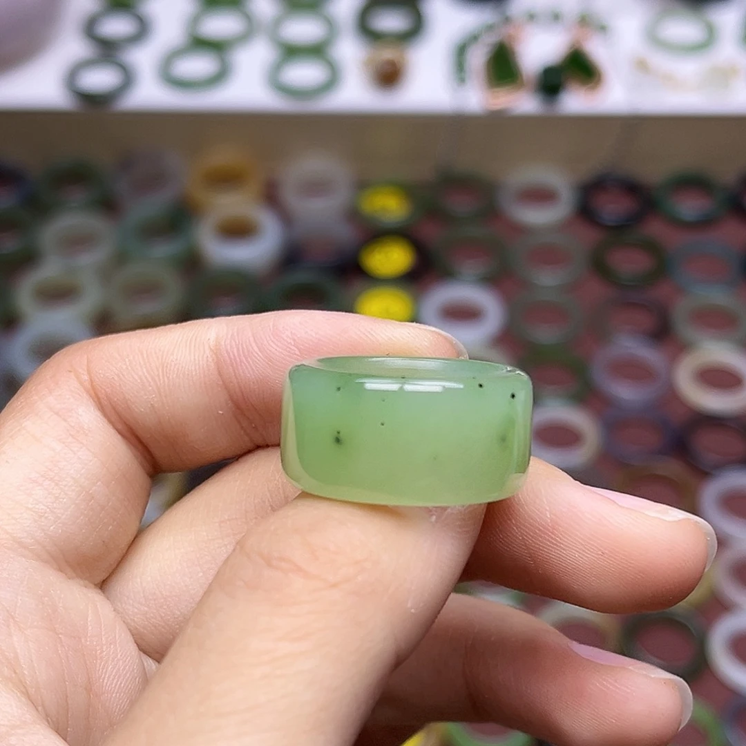 和田玉戒指未镶嵌17内径 乌兰海薄荷绿