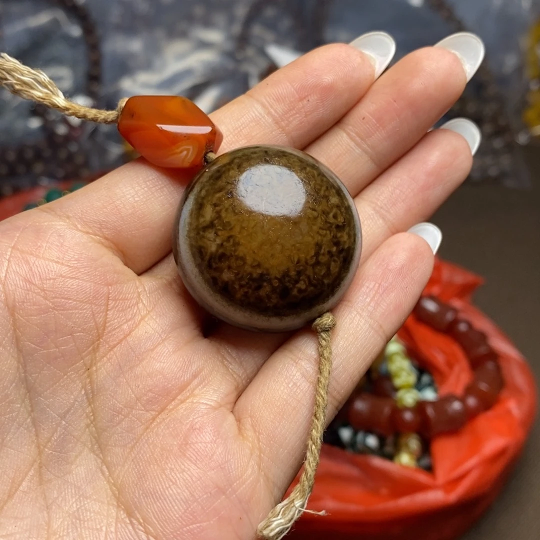 未镶嵌颈饰玛瑙/玉髓