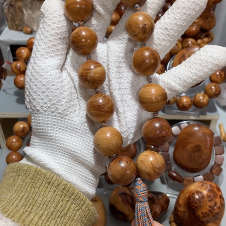 松***涛柏木太行崖柏陈华骨料微瑕2.0手串