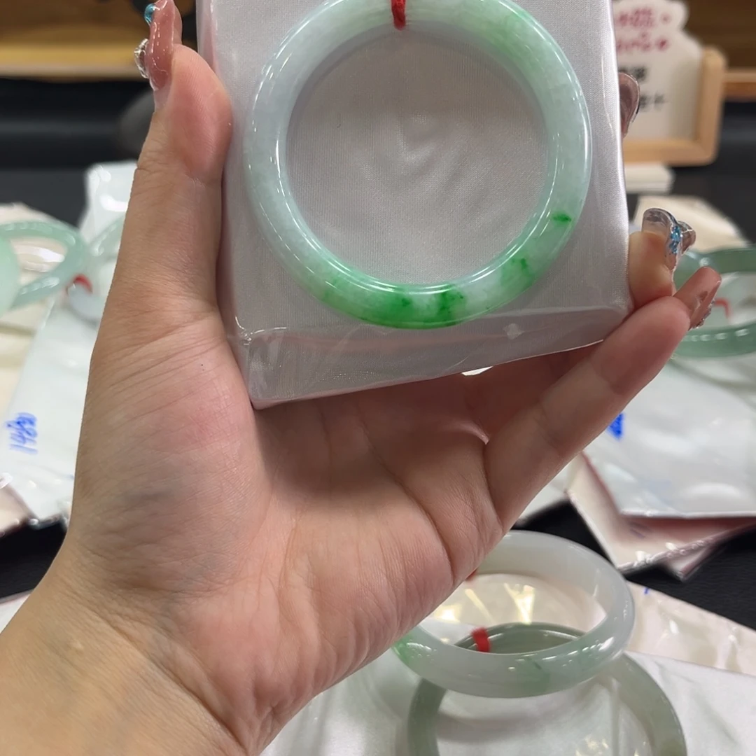 未镶嵌手镯翡翠49 圆条