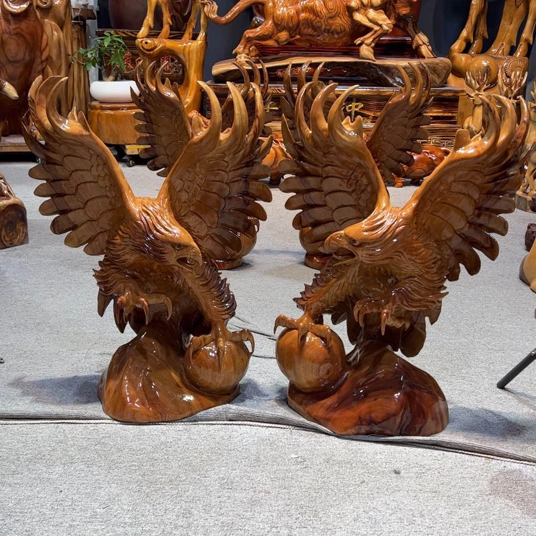 旭***升香樟木香樟木材质摆件老鹰一对