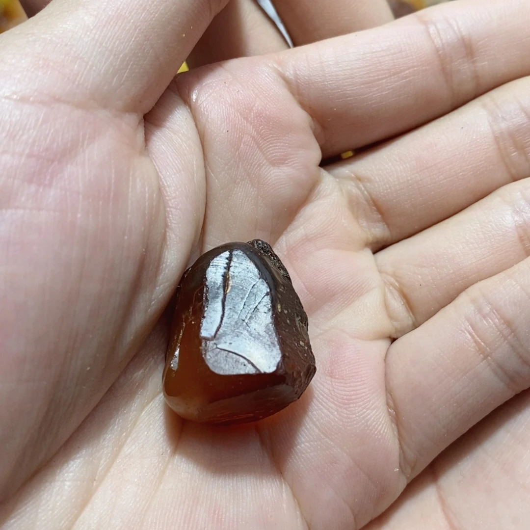 定制琥珀蜜蜡原石