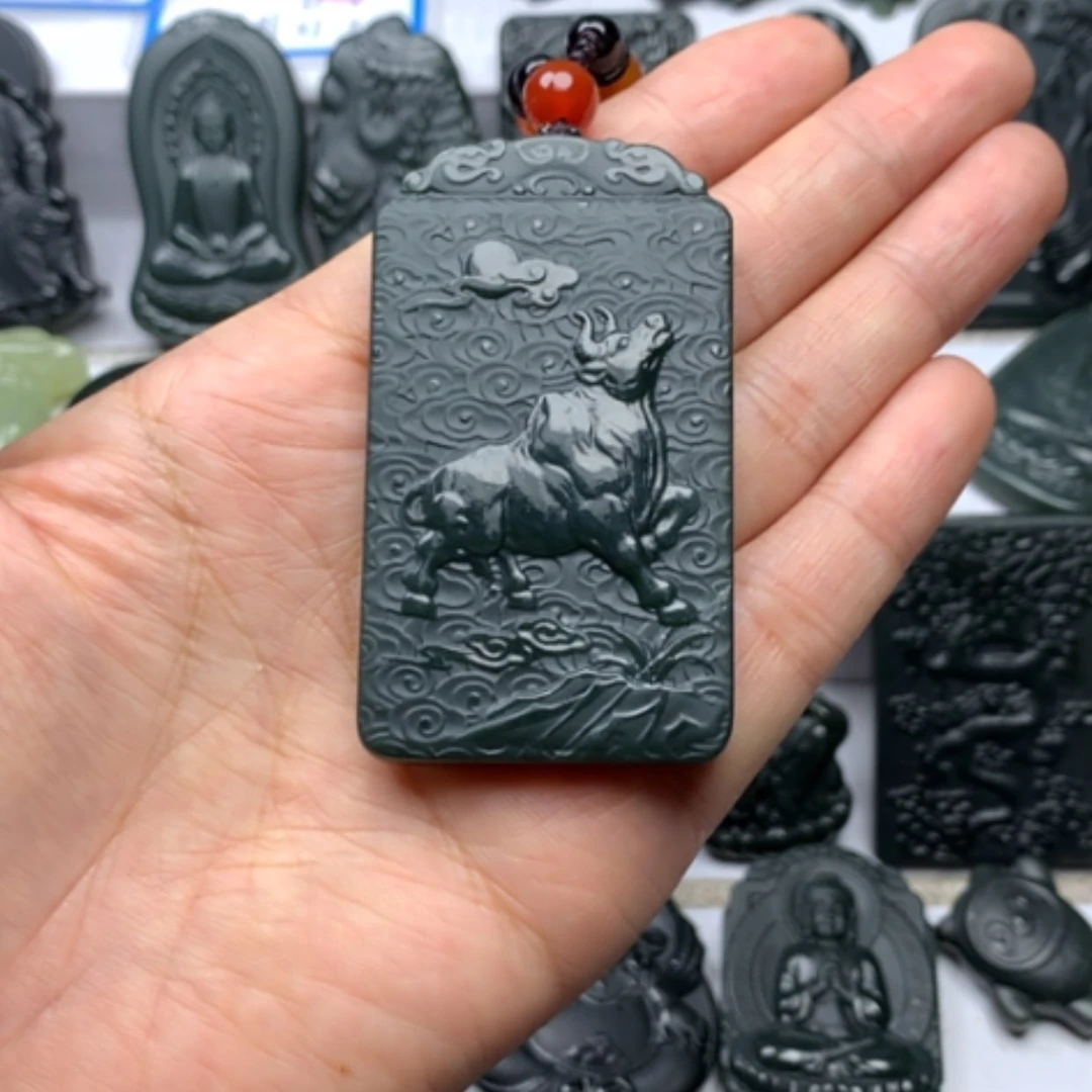 【闪购商品】颈饰未镶嵌和田玉双面雕刻