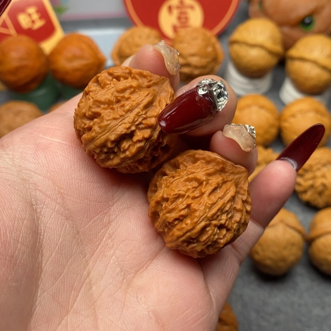 文玩核桃手串狮子头