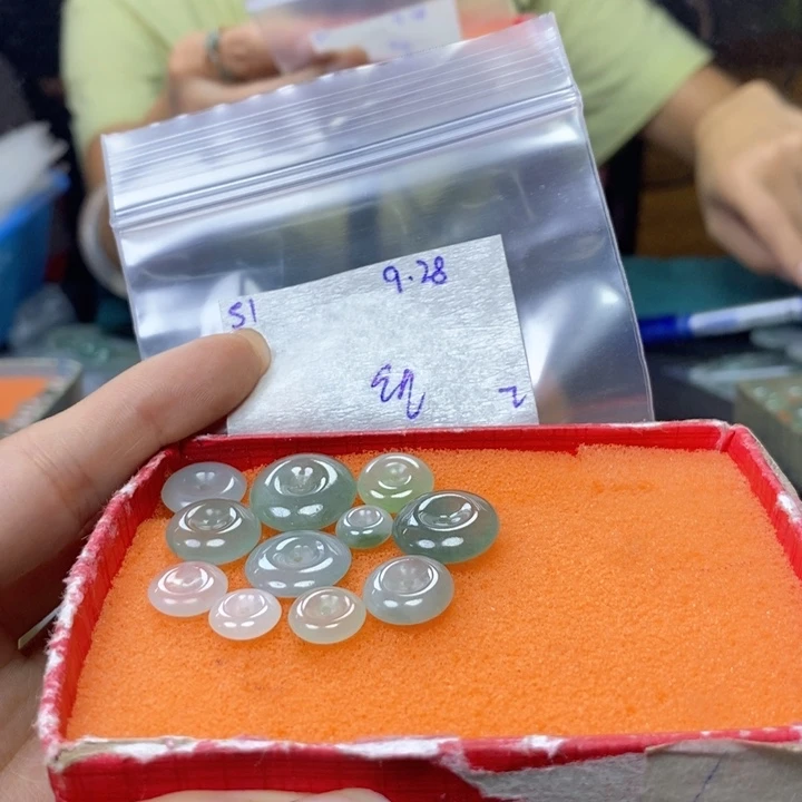 ****忘定制翡翠未镶嵌不退