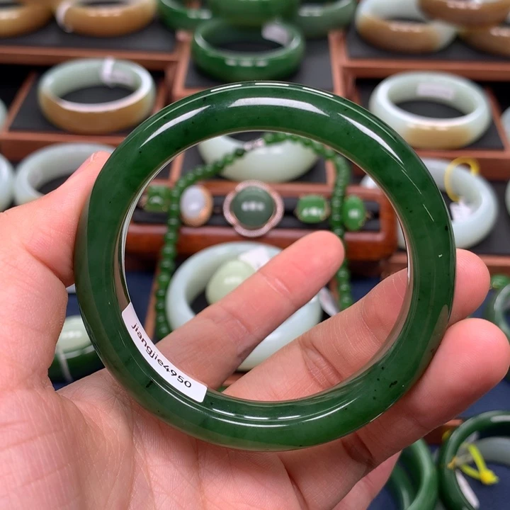 和田玉（碧玉）手镯56圈口未镶嵌