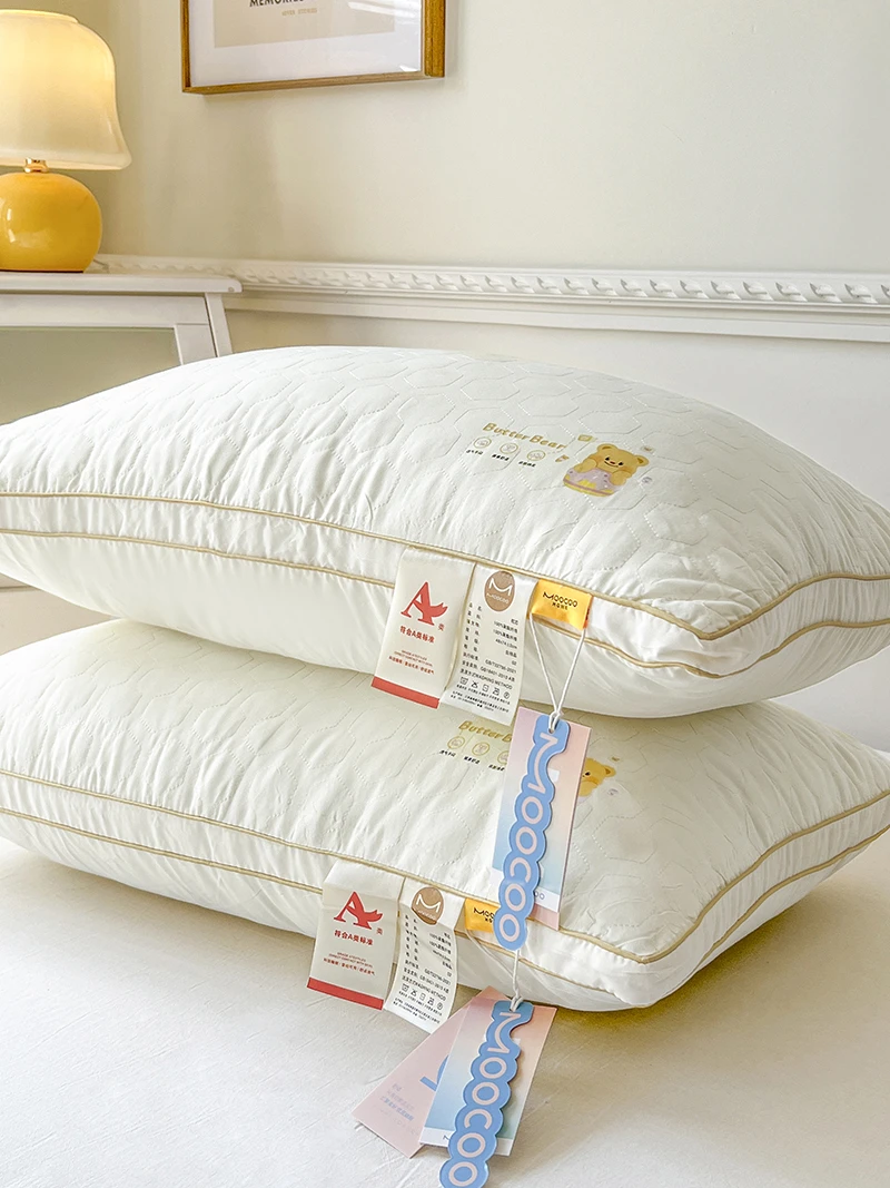 新款 A类枕芯 蜜糖小熊枕（单只） 立体护颈枕 绗缝枕 舒适 家居