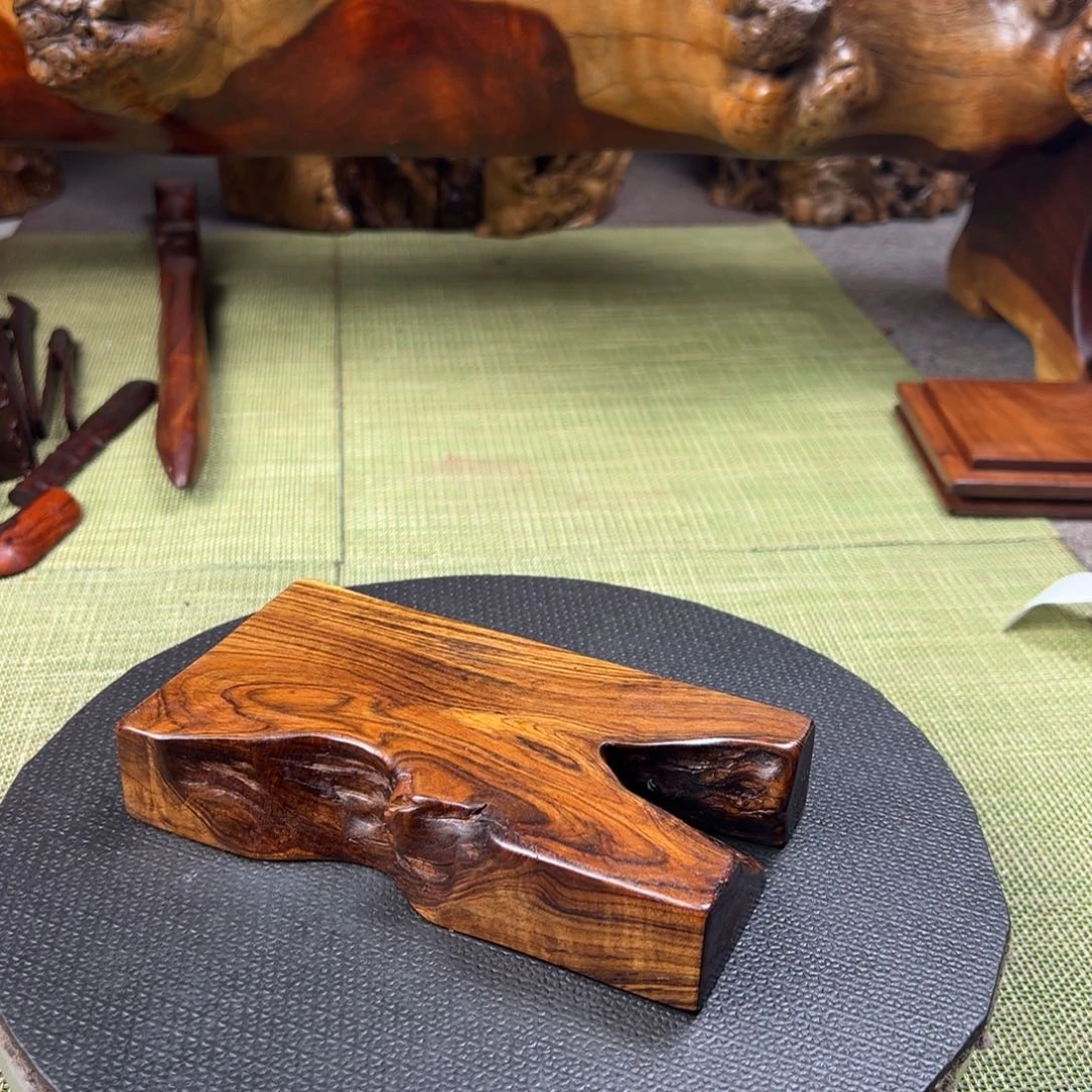 大果紫檀（缅甸花梨）天*