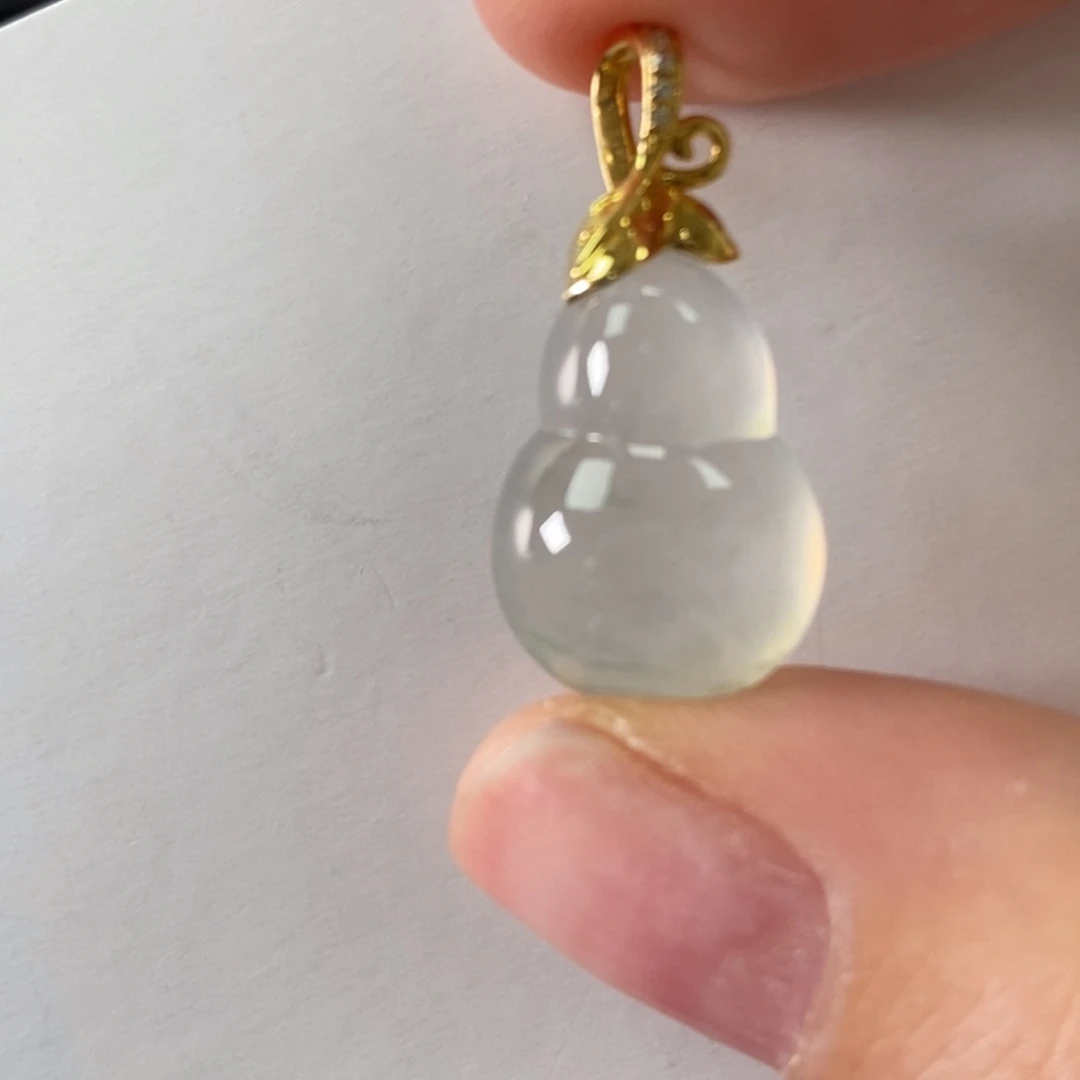 颈饰18K金镶嵌翡翠翡翠