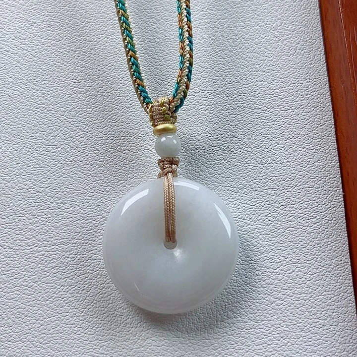 颈饰未镶嵌翡翠孤品