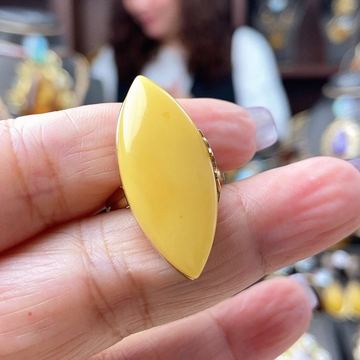 琥珀戒指银S925镶嵌戒指