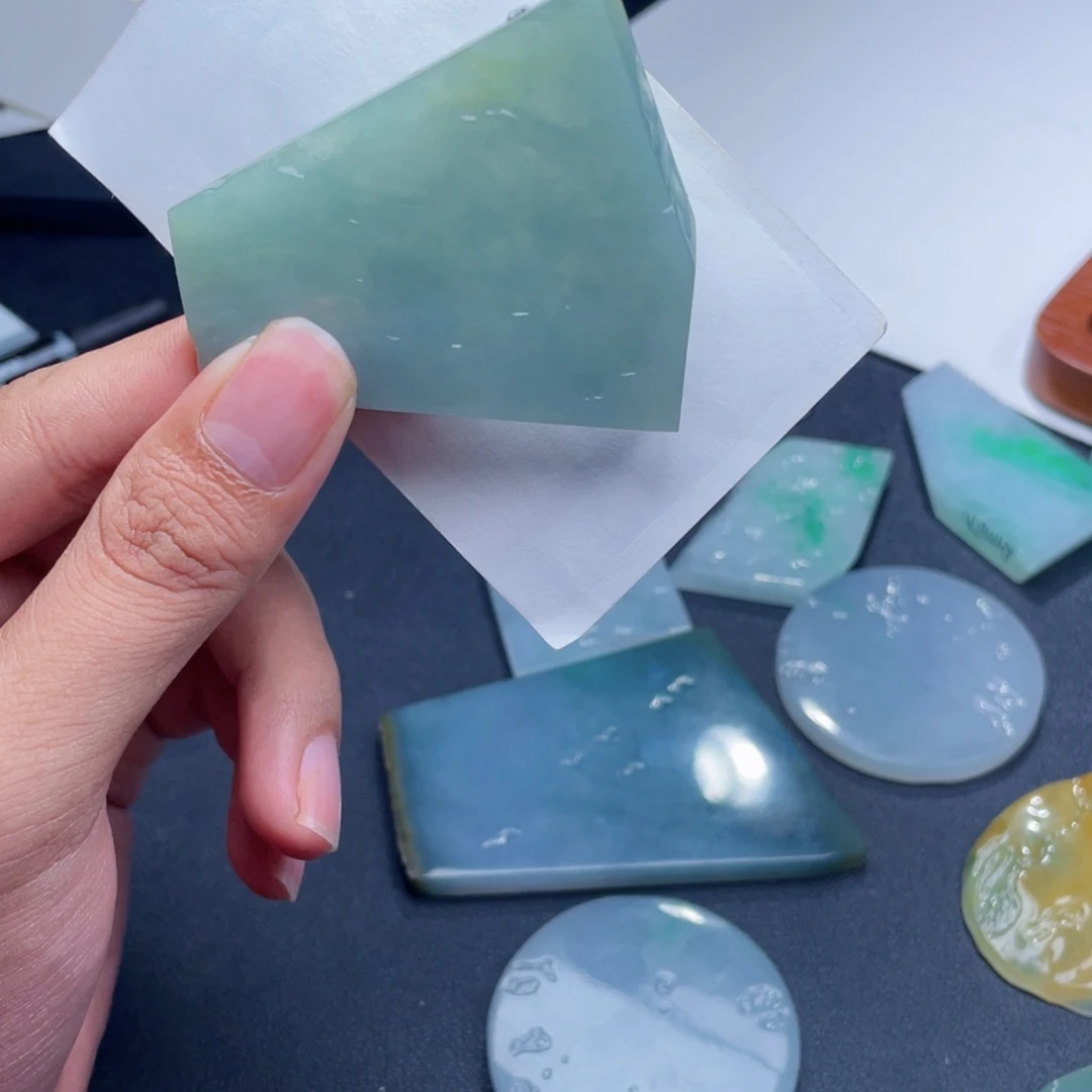 L***李定制翡翠未镶嵌大牌料