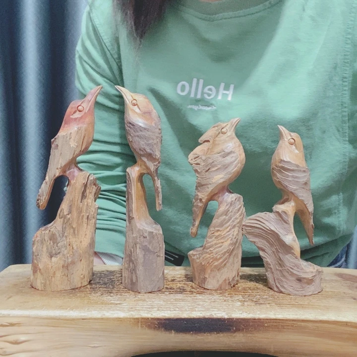 J*.百年树的设计风格