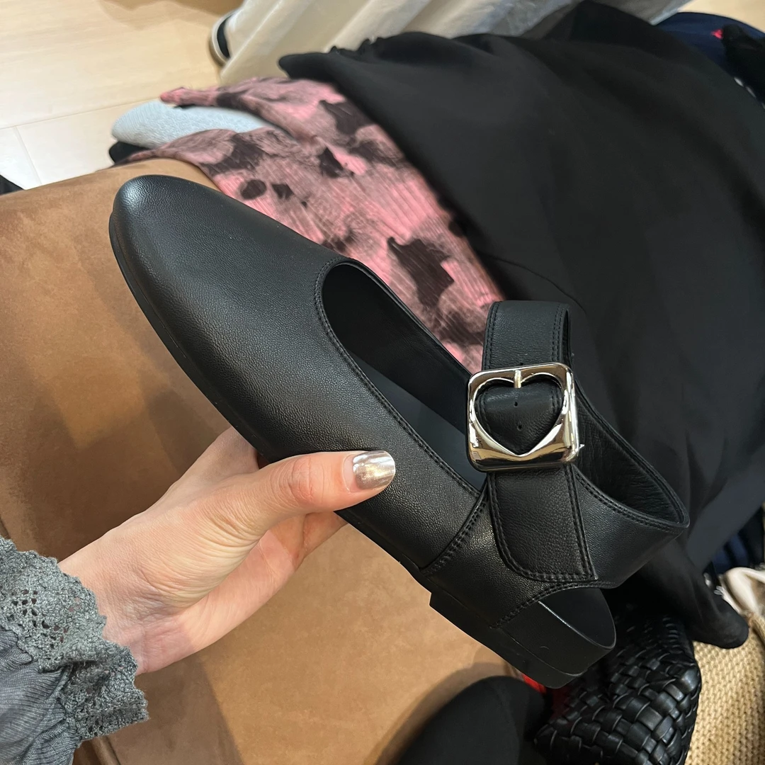 YYOUHAN 2025新款小众设计金属扣超软皮百搭平底单鞋 2504C1768