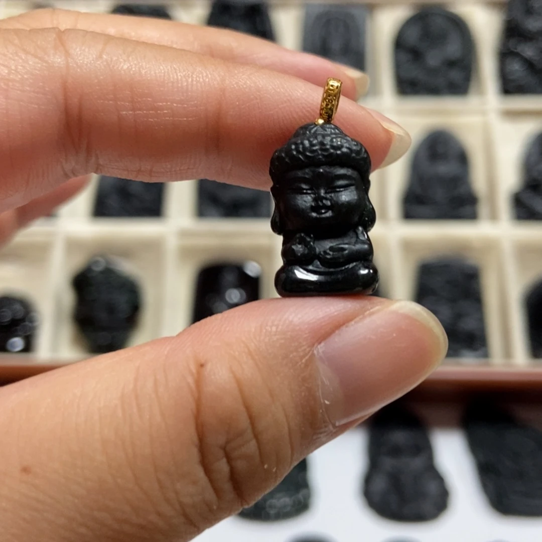 翡翠18K金镶嵌颈饰宝宝佛