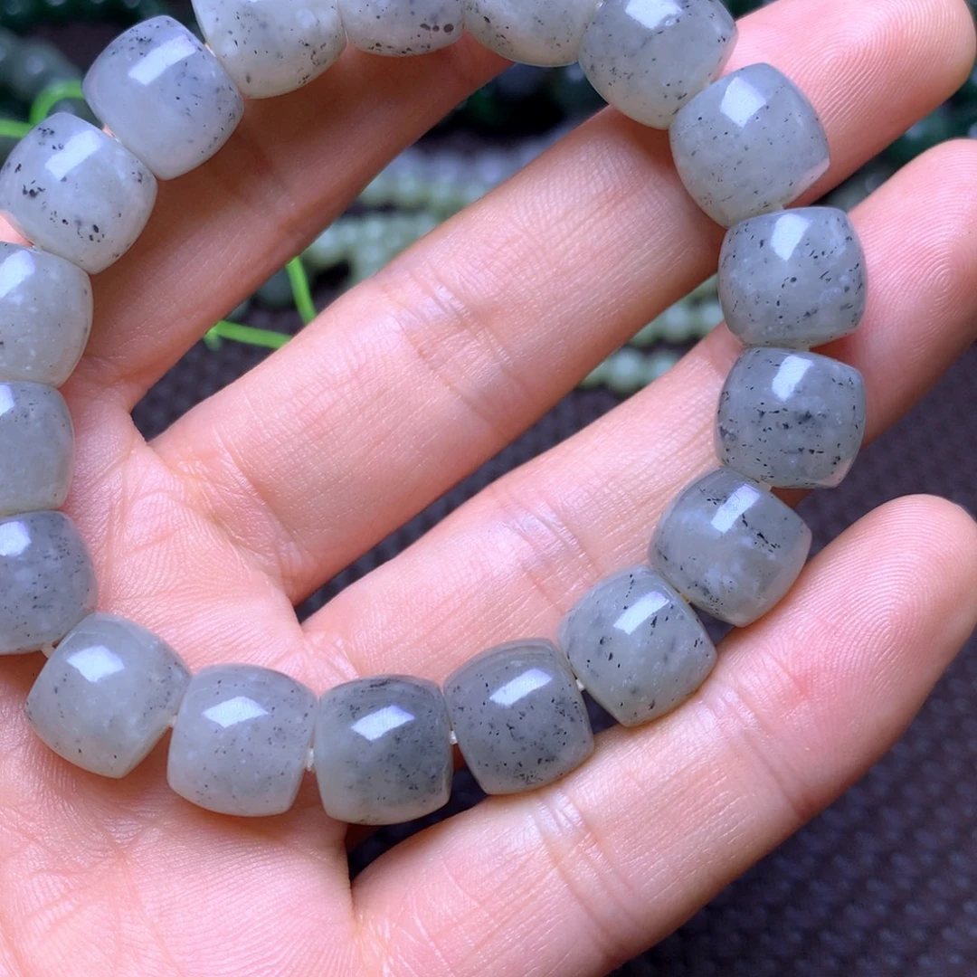 和田玉未镶嵌手串