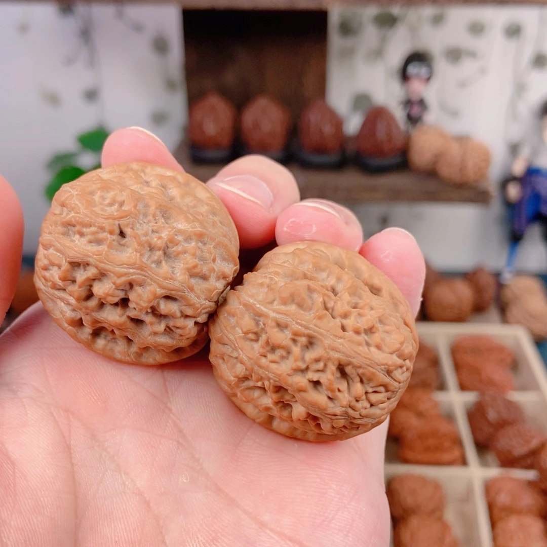 遛***爺吊坠文玩核桃63¥¥¥红蒜泥