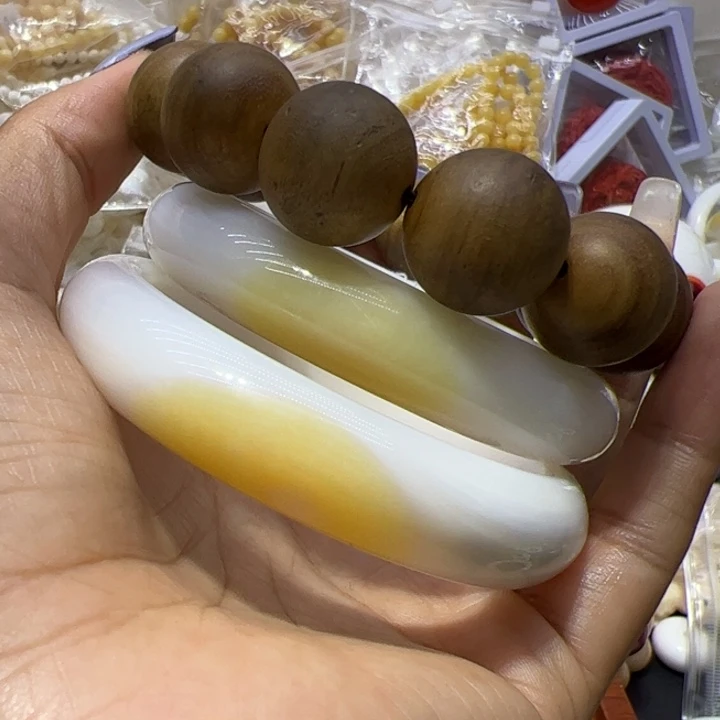 大果紫檀（缅甸花梨）精品带黄手镯