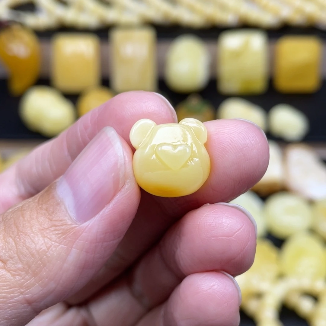 琥珀未镶嵌裸石琥珀蜜蜡