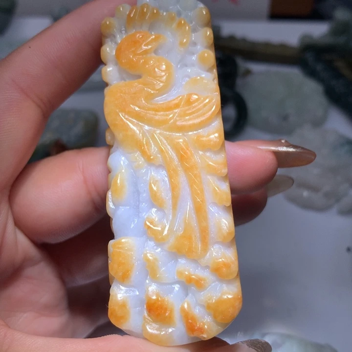 翡翠未镶嵌颈饰保真天然A货翡翠