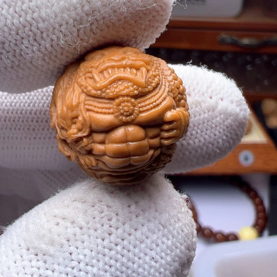 猴头核桃吊坠精工玉龙金蝉18