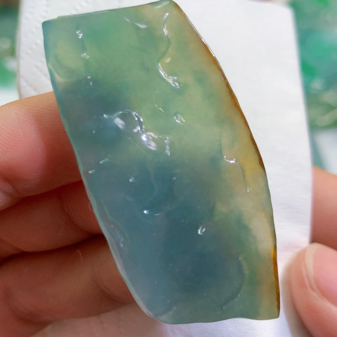 【闪购商品】翡翠吊坠(不含链)未镶嵌