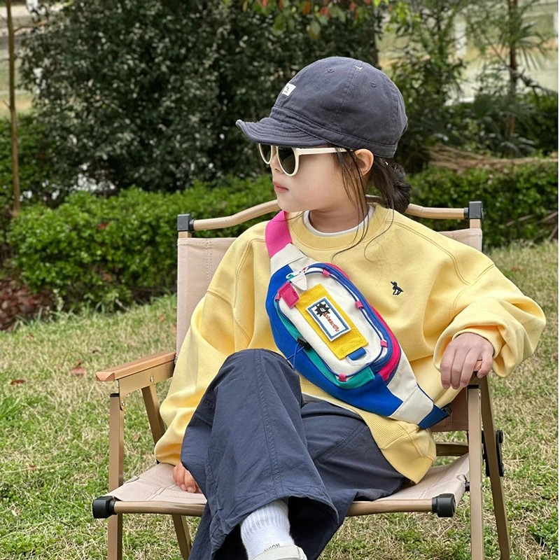 2025韩版洋气帆布休闲斜挎出游背包女孩户外休闲胸包小学生零食包