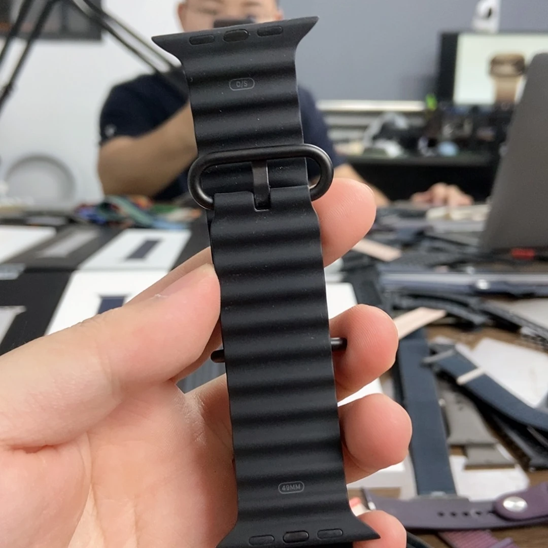 95新黑扣黑海洋表带