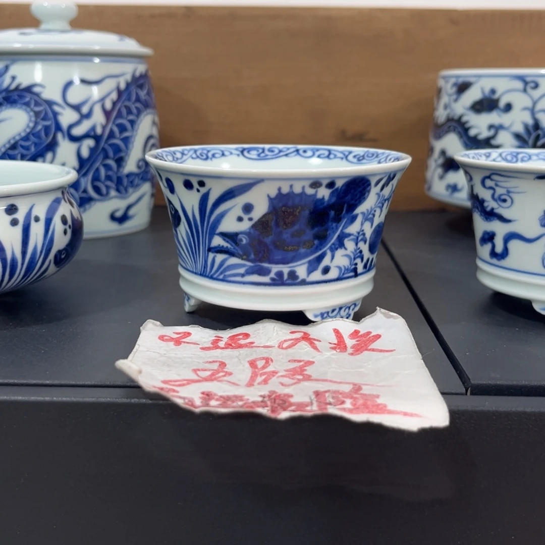 轻*手绘仿元鱼藻香炉
