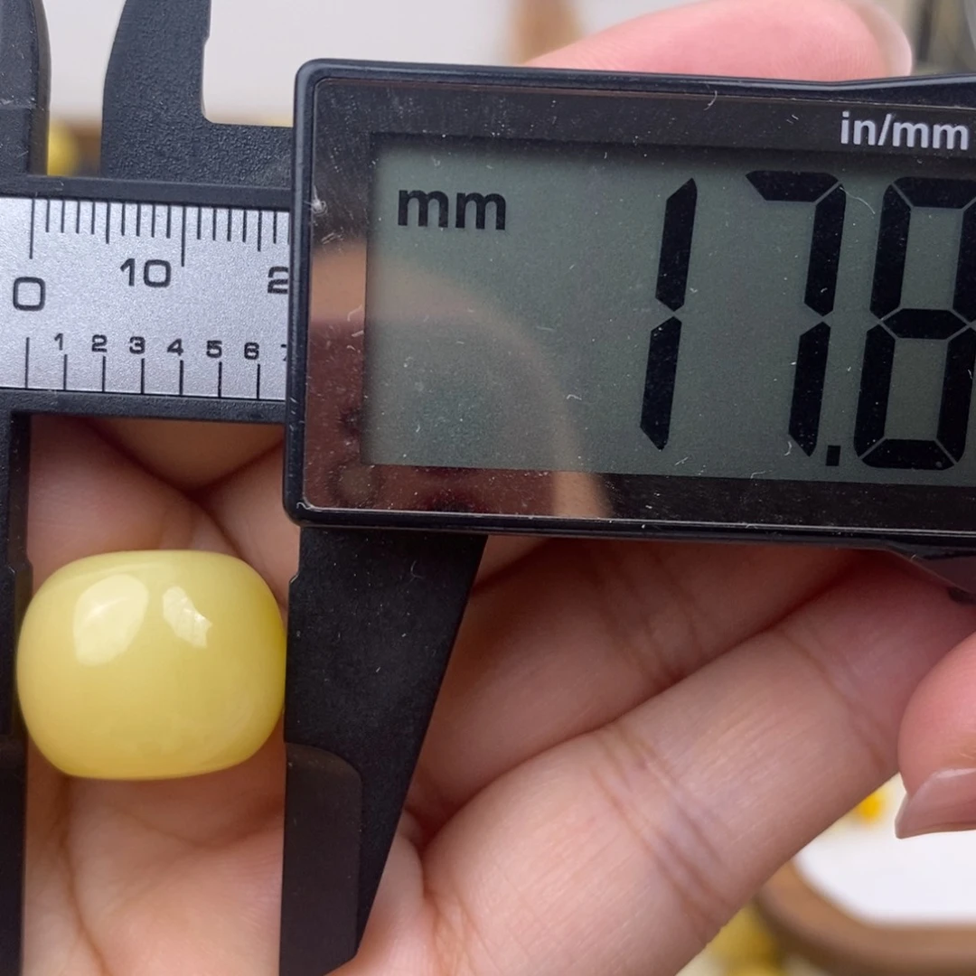未镶嵌琥珀裸石蜜蜡老型