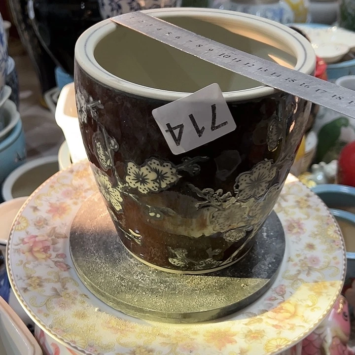 瓷片瑕。。。。。。。。。。。。。。