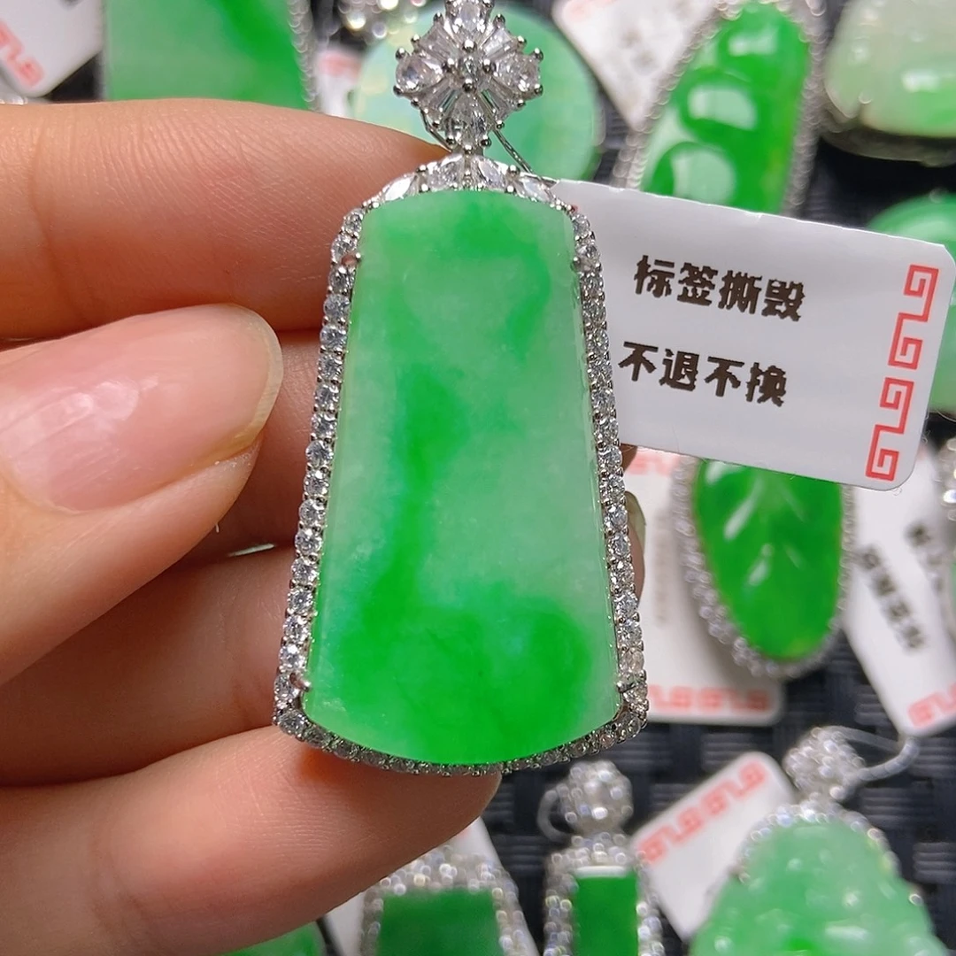 翡翠银S925镶嵌颈饰
