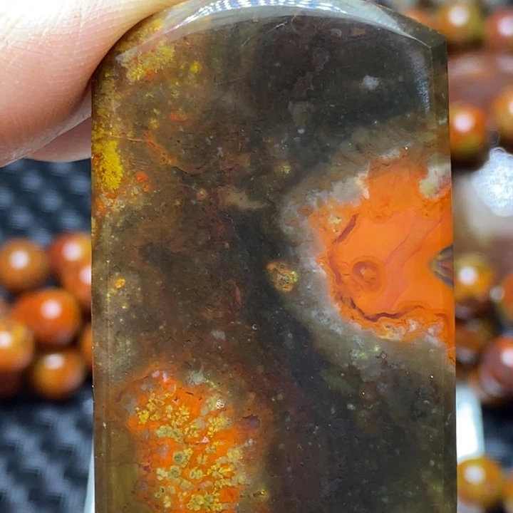 玛瑙/玉髓颈饰未镶嵌